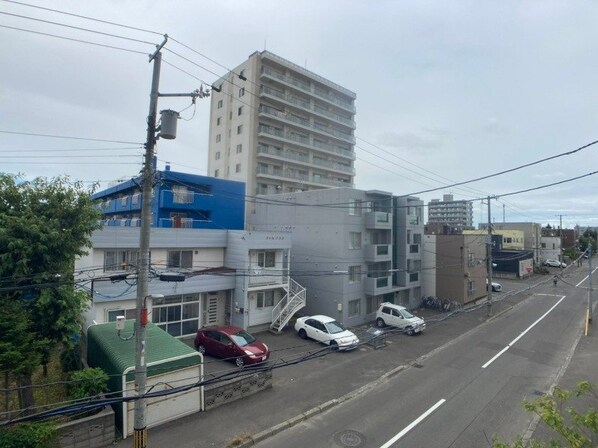 麻生駅 徒歩5分 3階の物件内観写真